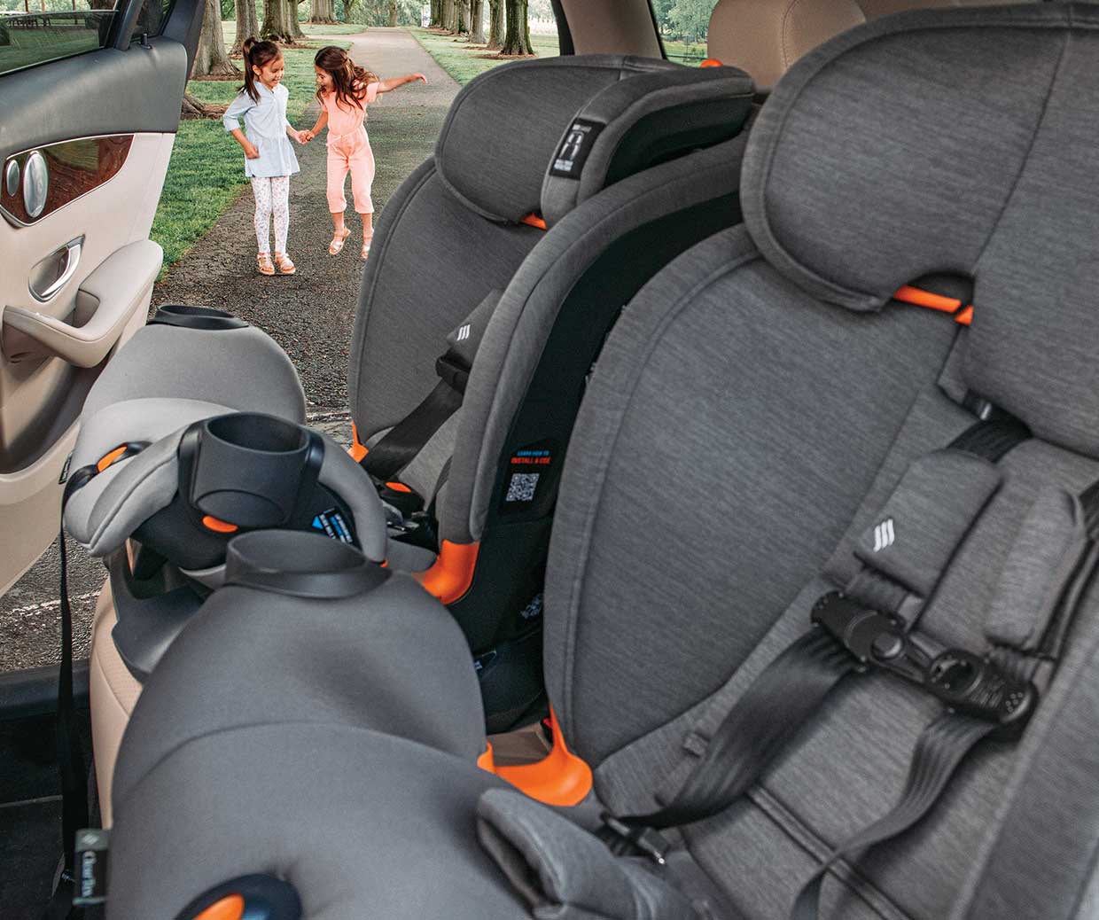 Chicco OneFit ClearTex Car Seat image